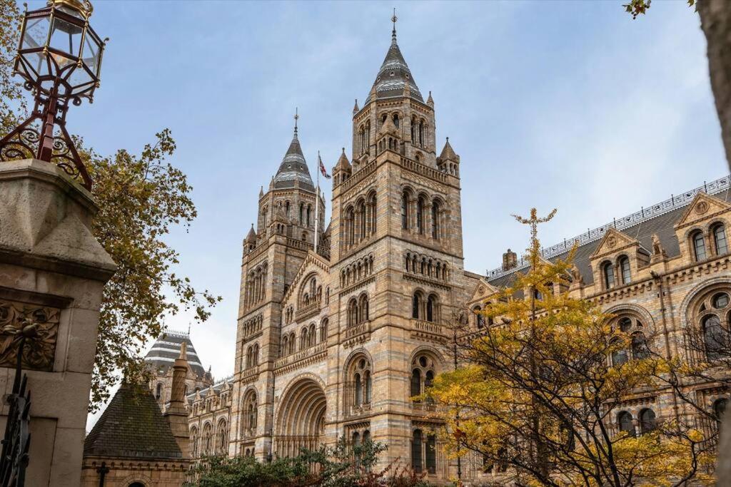 Lux 2bdr Riverside Penthouse In Chelsea Near King's Road *
