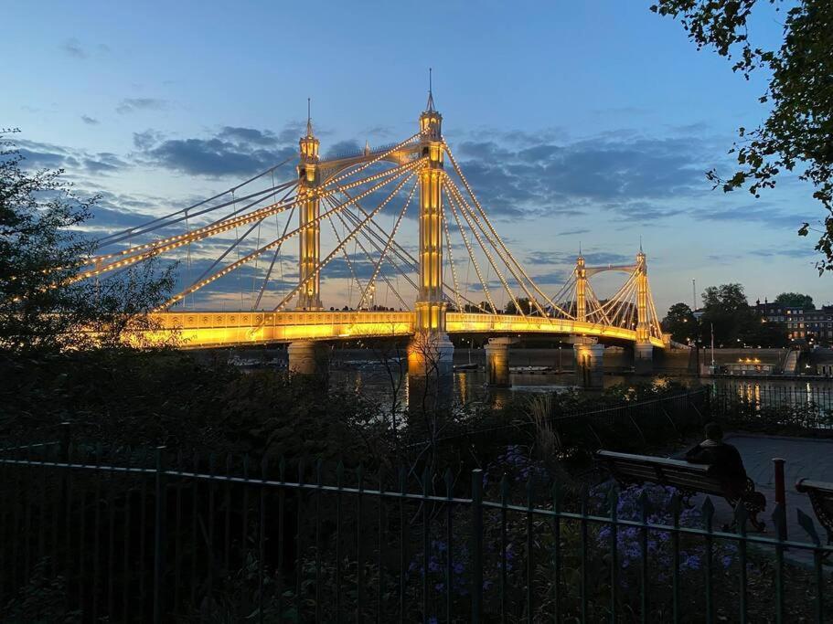 Lux 2bdr Riverside Penthouse In Chelsea Near King's Road