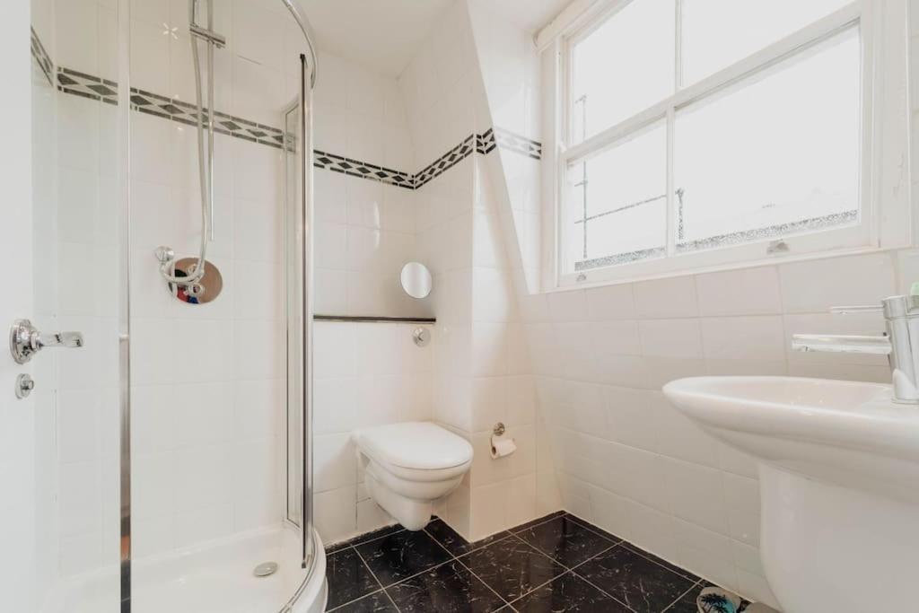 Appartamento Lux 2bdr Riverside Penthouse In Chelsea Near King's Road Londra